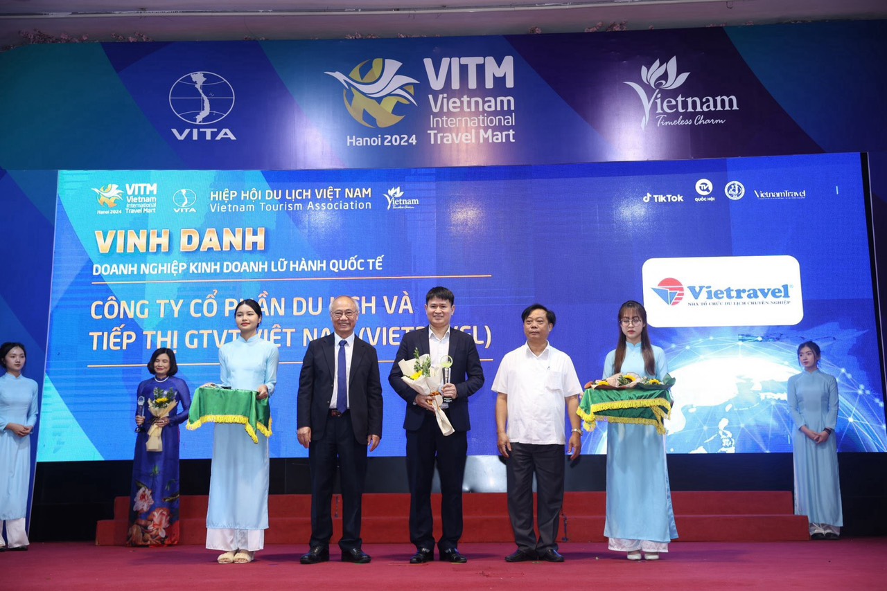 Vietravel đón nhận bốn giải thưởng tại Vietnam Travel Awards